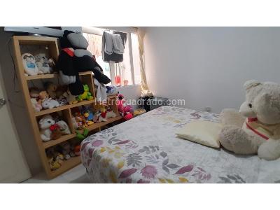 Casa de 5 alcobas en venta en Norte, Bogotá, 221 m² · foto 15 de 20
