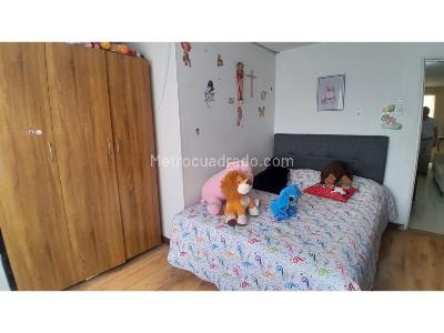 Casa de 5 alcobas en venta en Norte, Bogotá, 221 m² · foto 19 de 20