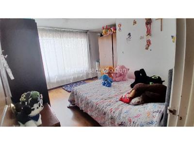Casa de 5 alcobas en venta en Norte, Bogotá, 221 m² · foto 20 de 20