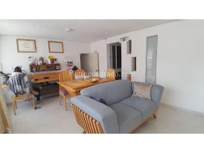 Casa de 5 alcobas en venta en Norte, Bogotá, 221 m² · foto 2 de 20