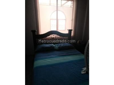 Casa de 2 alcobas en venta en Norte, Girardot, 98 m² · foto 5 de 10
