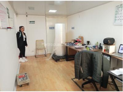 Casa de 5 alcobas en venta en Norte, Bogotá, 247 m² · foto 13 de 20