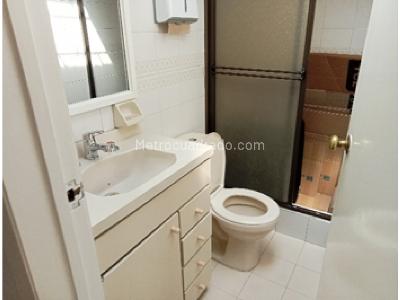 Casa de 5 alcobas en venta en Norte, Bogotá, 247 m² · foto 18 de 20
