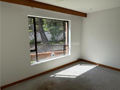 Apartamento de 3 alcobas en venta en Cerros De Niza, Bogotá, 146 m² · foto 11 de 20