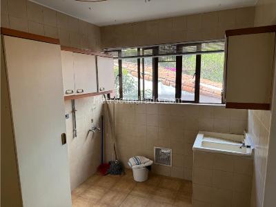 Apartamento de 3 alcobas en venta en Cerros De Niza, Bogotá, 146 m² · foto 19 de 20