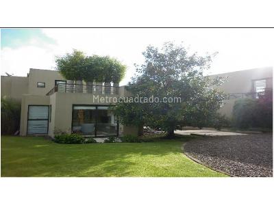 Casa de 5 alcobas en venta en Norte, La Calera, 718 m² · foto 3 de 14
