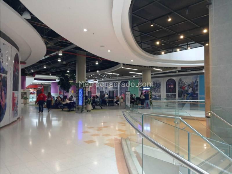 Local Comercial en Venta, Norte, Bogotá D.C. - Más
