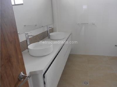 Casa de 3 alcobas en venta en Norte, Cajicá, 210 m² · foto 12 de 20