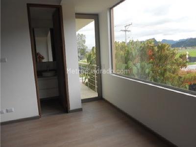 Casa de 3 alcobas en venta en Norte, Cajicá, 210 m² · foto 16 de 20