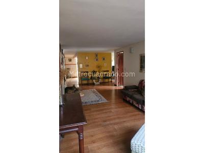 Casa de 3 alcobas en venta en Norte, Bogotá, 364 m² · foto 2 de 17