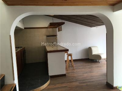 Casa de 3 alcobas en venta en Norte, Bogotá, 364 m² · foto 9 de 17