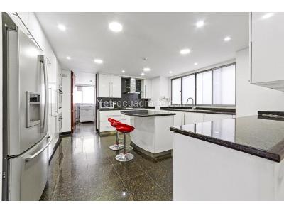 Casa de 4 alcobas en venta en Norte, Bogotá, 737 m² · foto 14 de 20