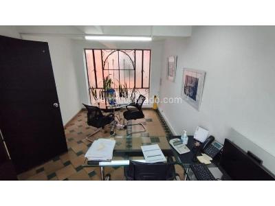Casa de 5 alcobas en venta en Norte, Bogotá, 423 m² · foto 3 de 20