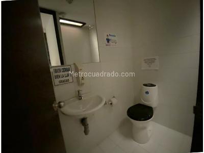 Casa de 5 alcobas en venta en Norte, Bogotá, 255 m² · foto 16 de 18