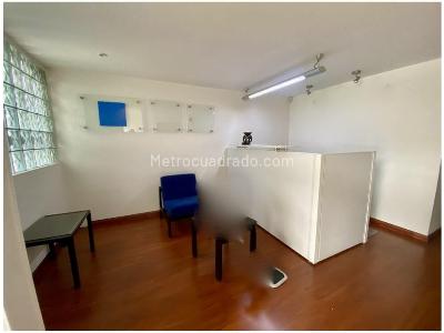 Casa de 5 alcobas en venta en Norte, Bogotá, 255 m² · foto 2 de 18