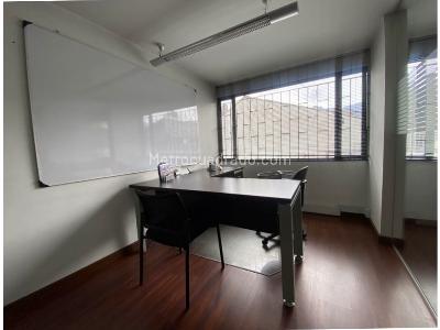 Casa de 5 alcobas en venta en Norte, Bogotá, 255 m² · foto 9 de 18