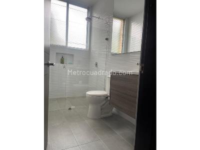 Casa de 3 alcobas en venta en Norte, Bogotá, 379 m² · foto 18 de 20