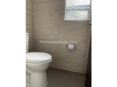 Casa de 3 alcobas en venta en Norte, Bogotá, 379 m² · foto 19 de 20