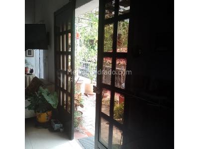 Casa de 3 alcobas en venta en Norte, Girardot, 67 m² · foto 13 de 15