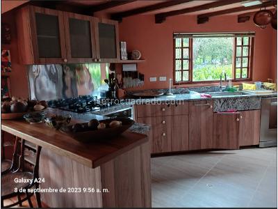 Casa de 3 alcobas en venta en Norte, Chía, 300 m² · foto 2 de 3