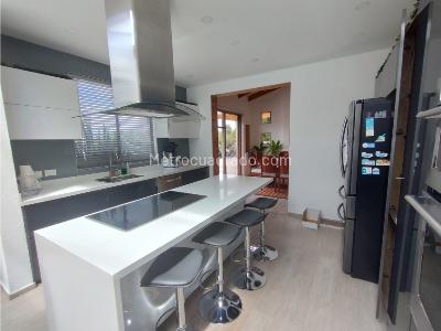 Casa de 4 alcobas en venta en Norte, Chía, 280 m² · foto 9 de 20
