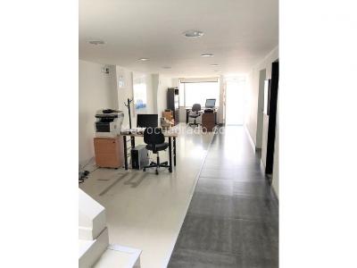 Casa de 5 alcobas en venta en Norte, Bogotá, 290 m² · foto 5 de 20
