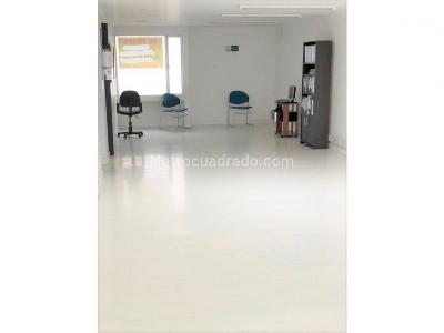 Casa de 5 alcobas en venta en Norte, Bogotá, 290 m² · foto 9 de 20