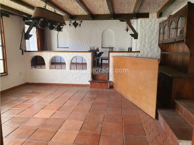 Casa de 5 alcobas en venta en Norte, Bogotá, 320 m² · foto 2 de 13