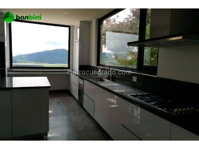 Casa de 4 alcobas en venta en Norte, Bogotá, 517 m² · foto 3 de 10