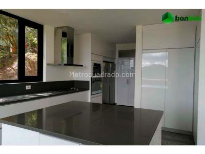 Casa de 4 alcobas en venta en Norte, Bogotá, 517 m² · foto 5 de 10
