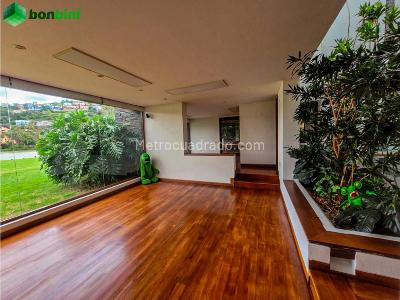 Casa de 4 alcobas en venta en Norte, Bogotá, 470 m² · foto 5 de 16