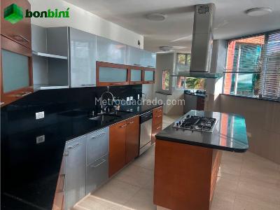 Casa de 3 alcobas en arriendo en Norte, Bogotá, 400 m² · foto 4 de 10