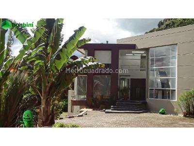 Casa de 3 alcobas en venta en Norte, Bogotá, 525 m² · foto 2 de 13