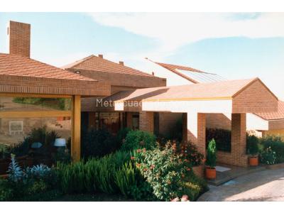 Casa de 4 alcobas en venta en Norte, Chía, 1000 m² · foto 2 de 8