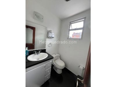 Casa de 5 alcobas en venta en Centro, Bogotá, 430 m² · foto 10 de 20