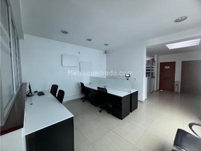 Casa de 5 alcobas en venta en Centro, Bogotá, 430 m² · foto 3 de 20
