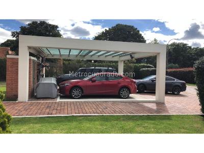 Casa de 4 alcobas en venta en Norte, Bogotá, 330 m² · foto 3 de 20