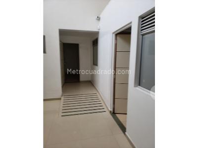 Casa de 5 alcobas en venta en Norte, Bogotá, 550 m² · foto 3 de 6