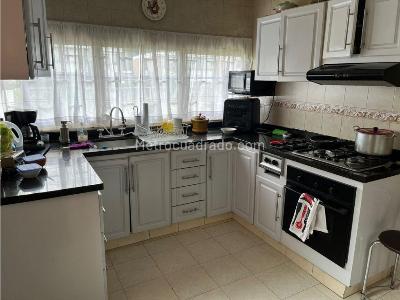 Casa en venta en Niza, Bogotá · foto 6 de 20