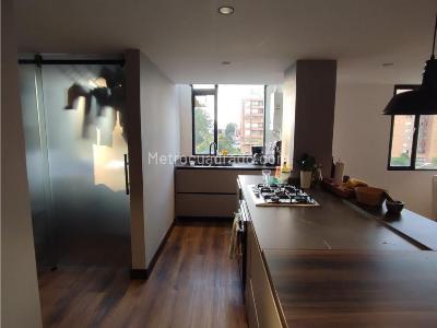 Casa de 5 alcobas en venta en Norte, Bogotá, 440 m² · foto 4 de 18