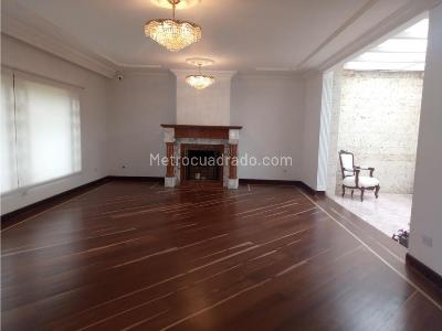 Casa de 3 alcobas en venta en Norte, Bogotá, 534 m² · foto 5 de 15