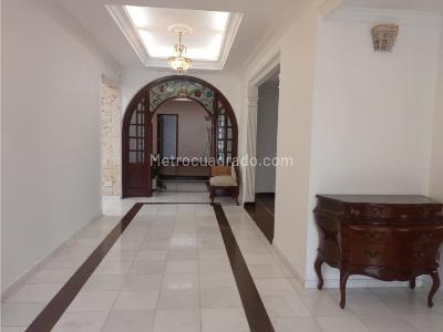 Casa de 3 alcobas en venta en Norte, Bogotá, 534 m² · foto 7 de 15