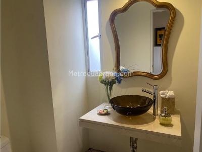 Casa de 3 alcobas en venta en Norte, Bogotá, 290 m² · foto 10 de 19