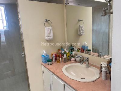 Casa de 3 alcobas en venta en Norte, Bogotá, 290 m² · foto 13 de 19