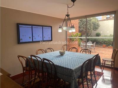 Casa de 3 alcobas en venta en Norte, Bogotá, 290 m² · foto 4 de 19