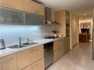 Casa de 3 alcobas en venta en Norte, Bogotá, 290 m² · foto 6 de 19