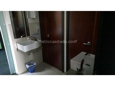 Casa de 5 alcobas en venta en Norte, Bogotá, 386 m² · foto 13 de 17