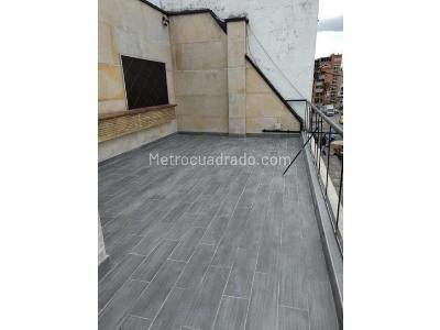 Casa de 5 alcobas en venta en Norte, Bogotá, 386 m² · foto 9 de 17