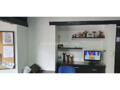 Casa de 5 alcobas en venta en Modelia, Bogotá, 340 m² · foto 14 de 20