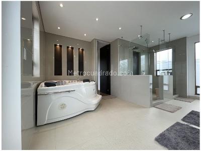 Casa de 5 alcobas en venta en Norte, Chía, 554 m² · foto 13 de 20